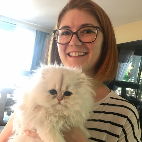 Meet your Posher, April - Picture 10 of 12